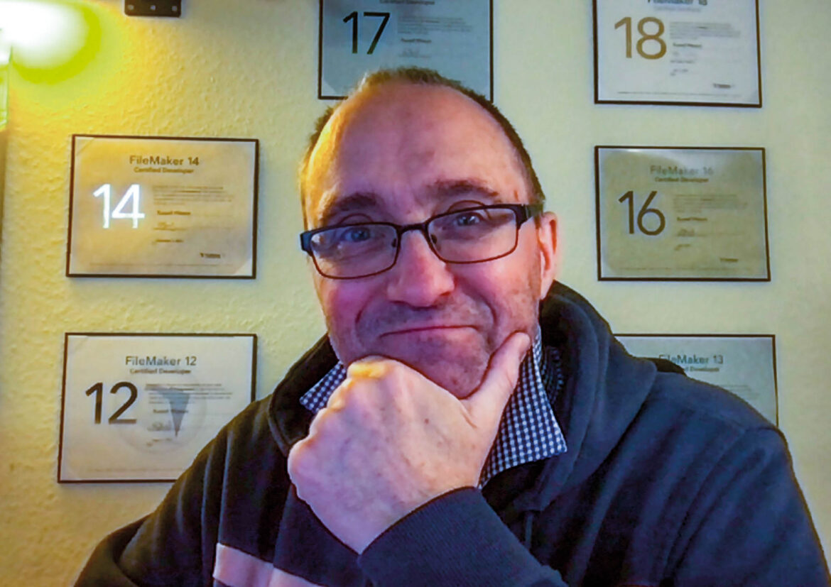 Mensantrop_MrWatsonAtWork_u