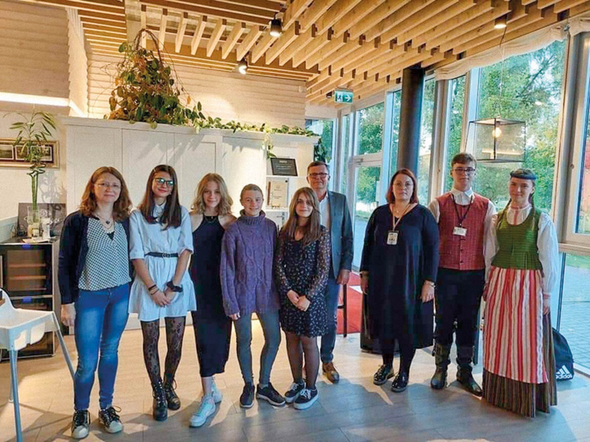 Mensa_gymnazium_Litva-9_u