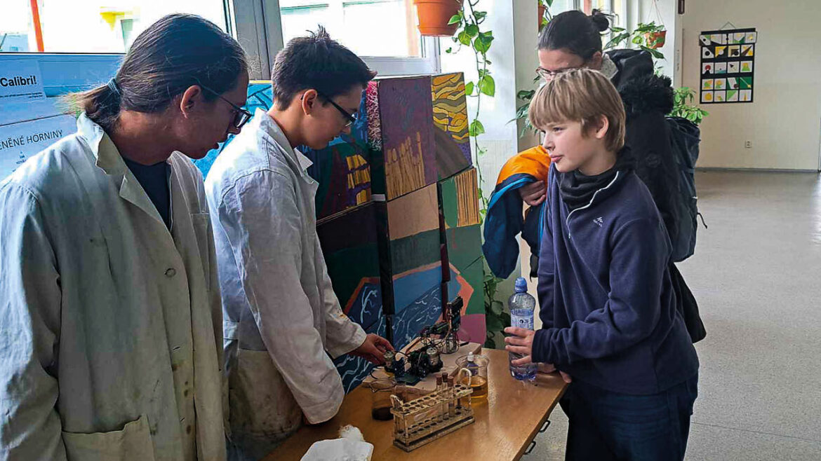 Mensa_gymnazium_f225882d-b981-4956-ab30-c3dbb0bfe5f4_u